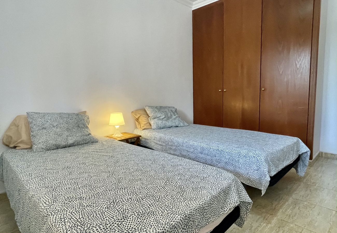 Apartamento en L'Escala - MUSEU BAIXOS 4D