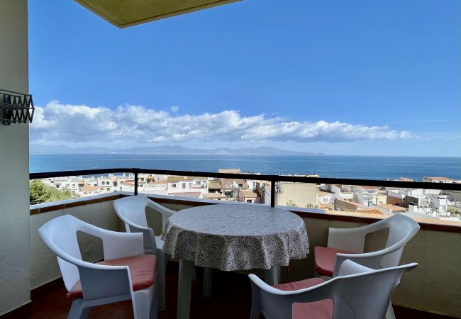 Apartamento en L'Escala - PUIG PADRO 14 1-1