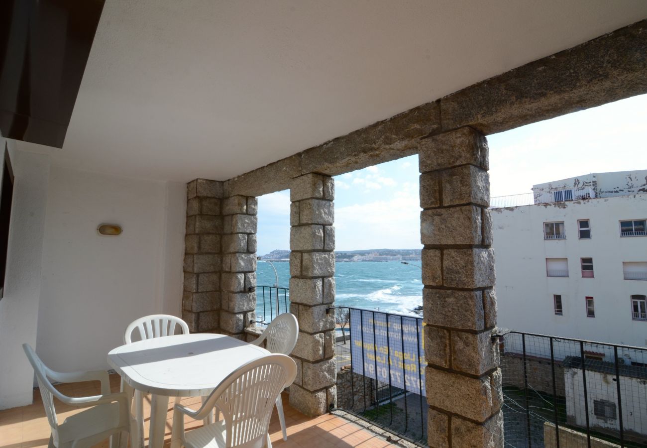 Apartamento en L'Escala - APARTAMENTO ALBATROS 1  3-2