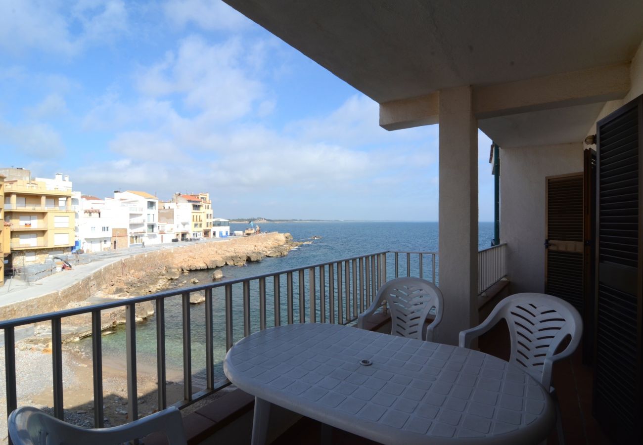 Apartamento en L'Escala - APARTAMENTO ELS PESCADORS 2-1 3D