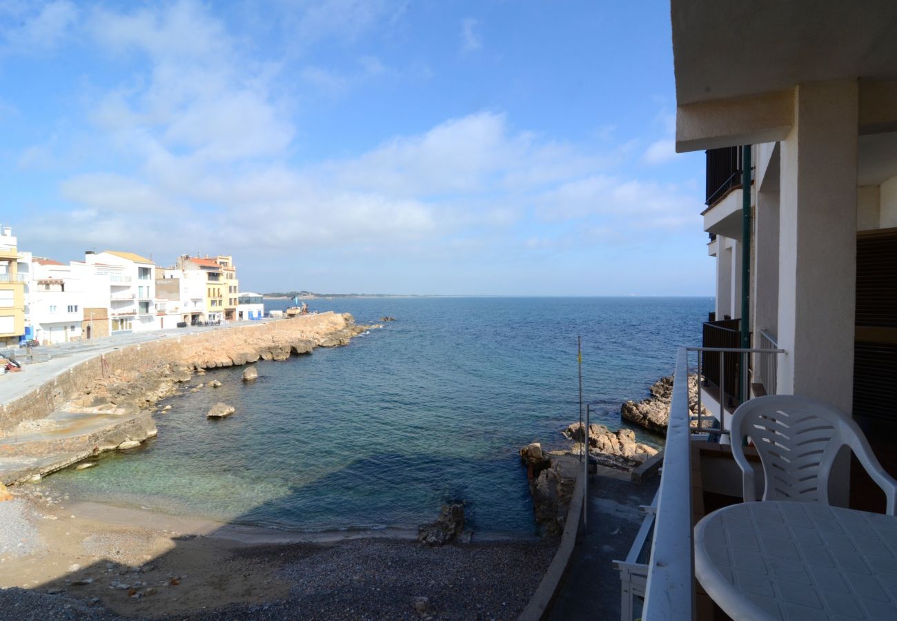 Apartamento en L'Escala - APARTAMENTO ELS PESCADORS 2-1 3D