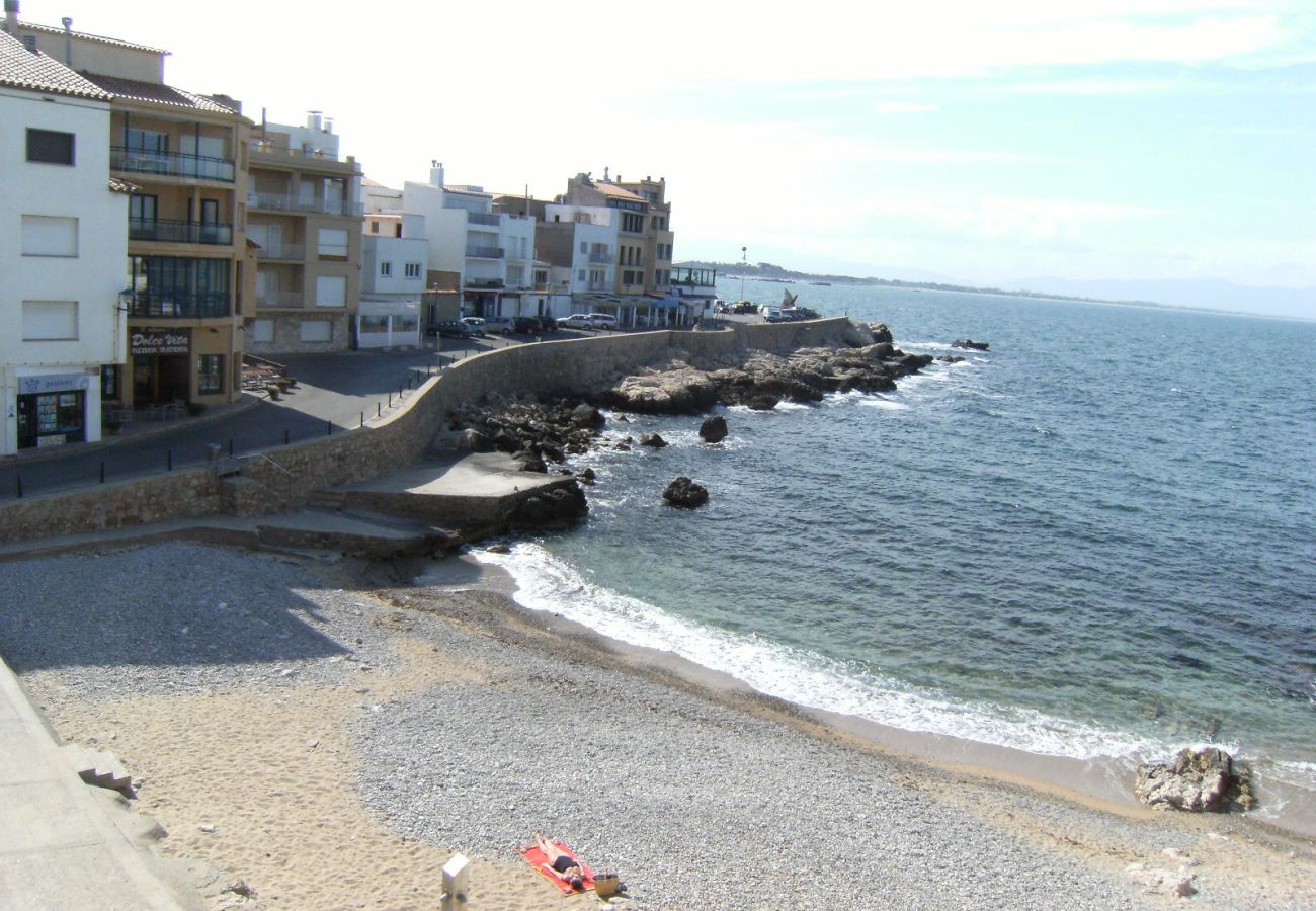 Apartamento en L'Escala - APARTAMENTO ELS PESCADORS 2-1 3D