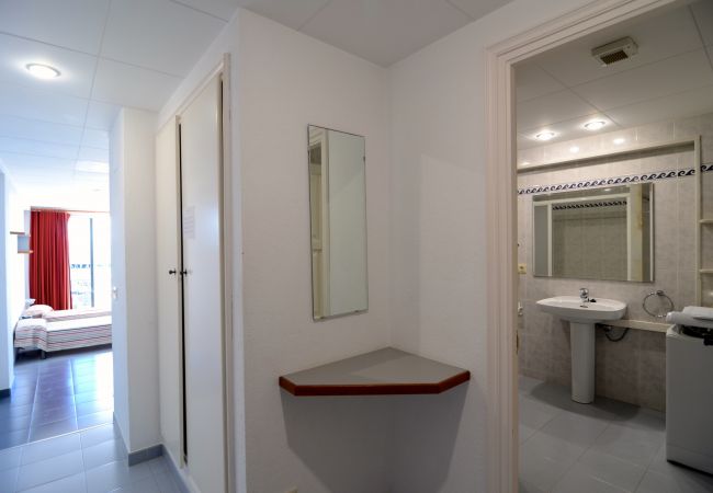 Estudio en Estartit - NAUTIC ESTUDI BX-1 Estudio en Estartit - NAUTIC ESTUDI BX-1