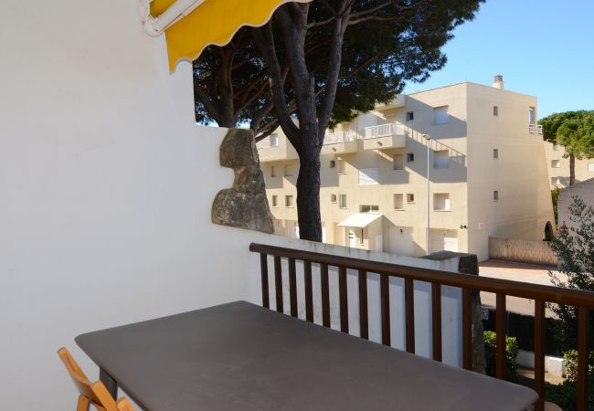 Apartamento en L'Escala - APARTAMENTO PUEBLO AMARRES 2D