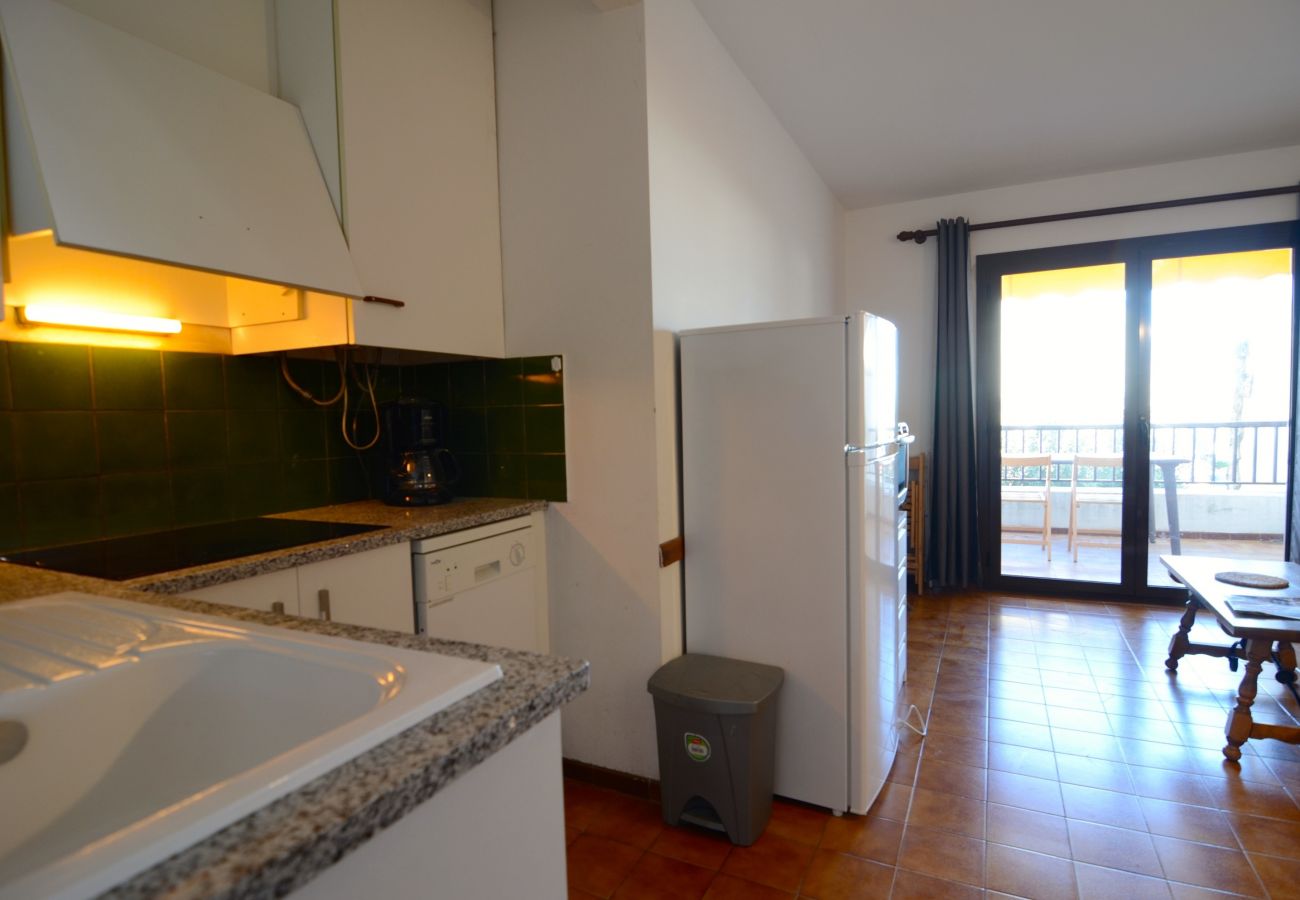 Apartamento en L'Escala - APARTAMENTO PUEBLO AMARRES 2D