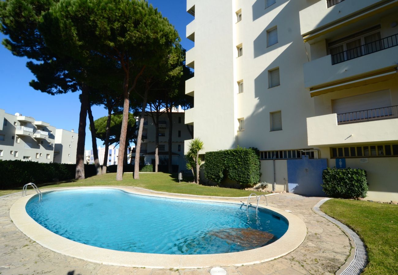 Apartamento en L'Escala - APARTAMENTO PUEBLO AMARRES 2D