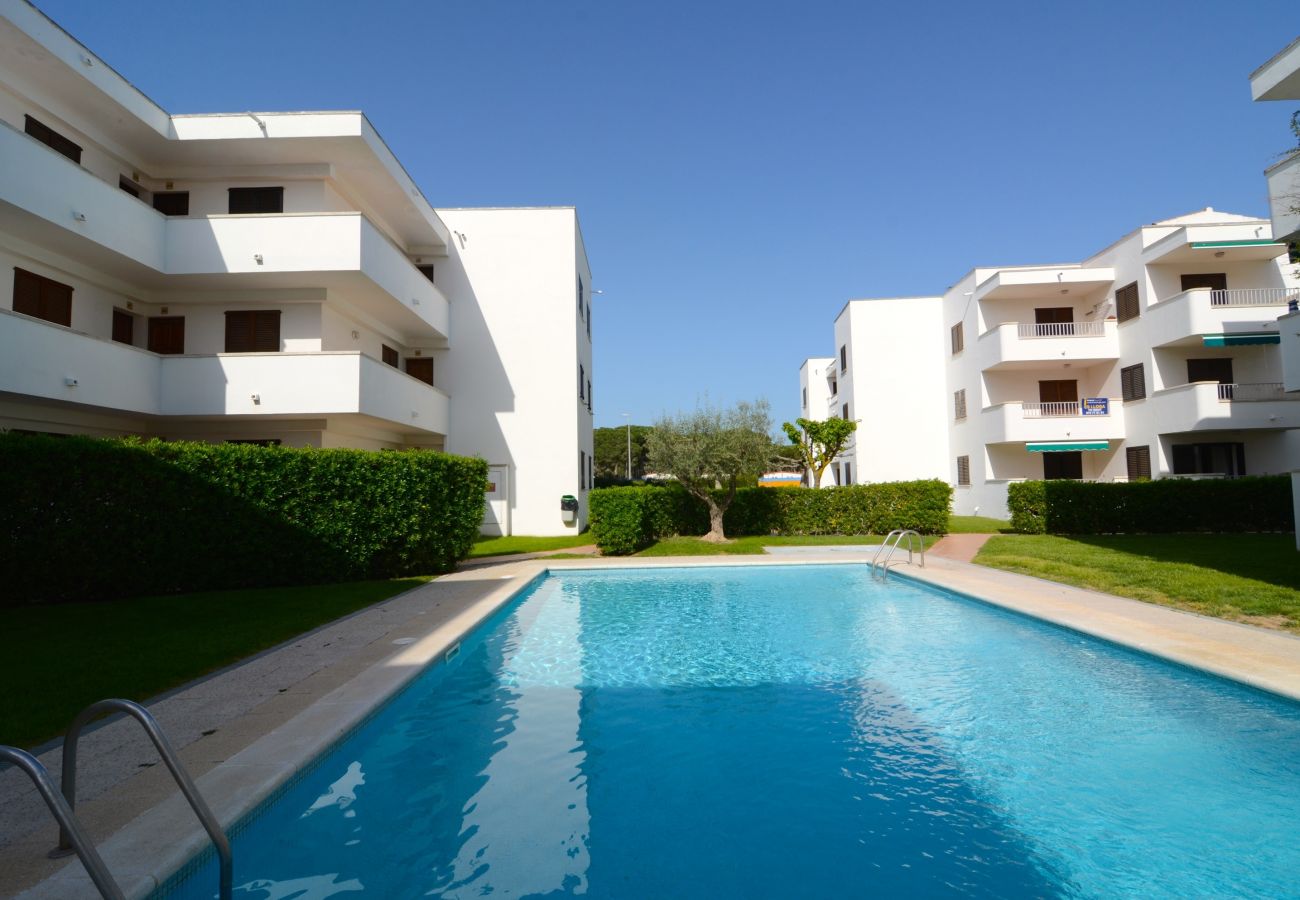 Apartamento en L'Escala - APARTAMENTO CALA MONTGO 11 2D