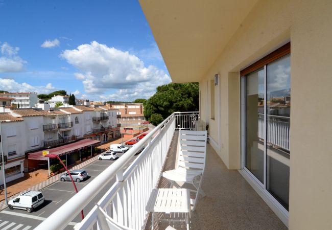 Apartamento en L'Escala - APARTAMENTO RIELLS DE MAR A5 2D