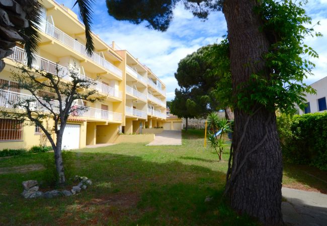 Apartamento en L'Escala - APARTAMENTO RIELLS DE MAR A5 2D