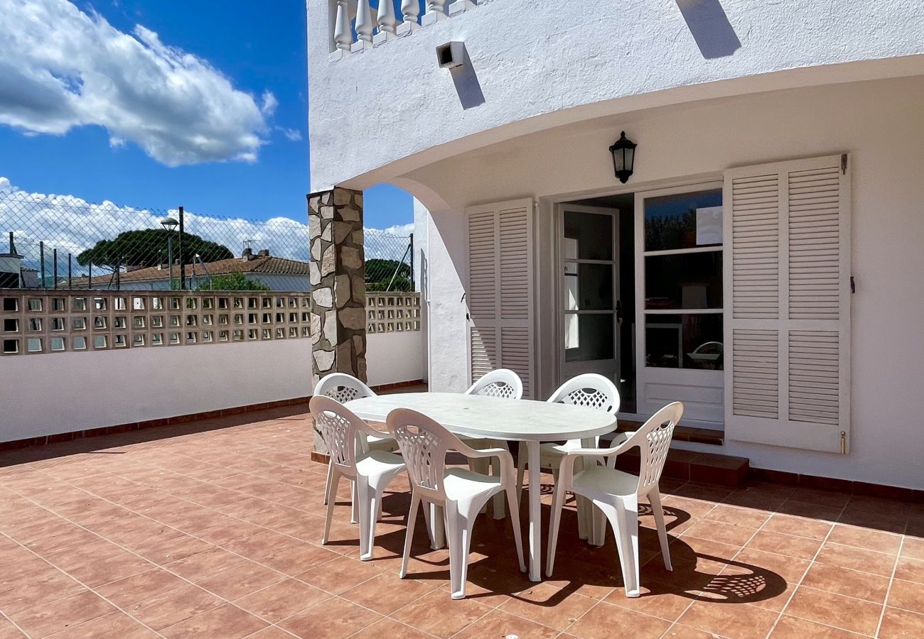 Casa en L'Escala - CASA LA VINYA 16 3D