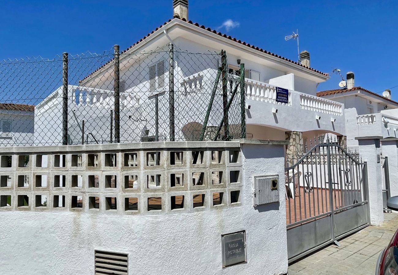 Casa en L'Escala - CASA LA VINYA 16 3D