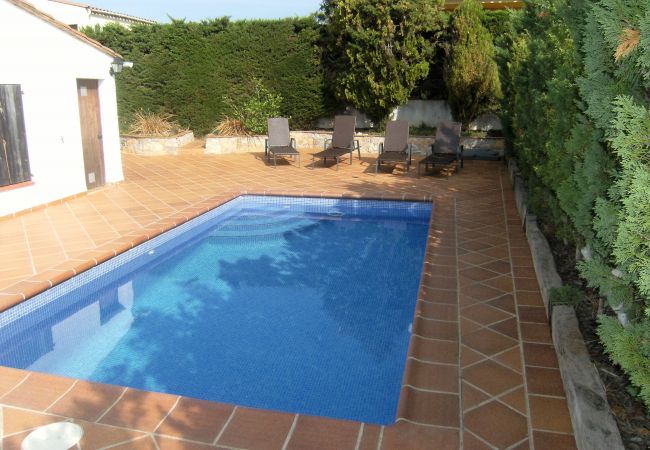 Villa en Estartit - CASITA ROSA 4D