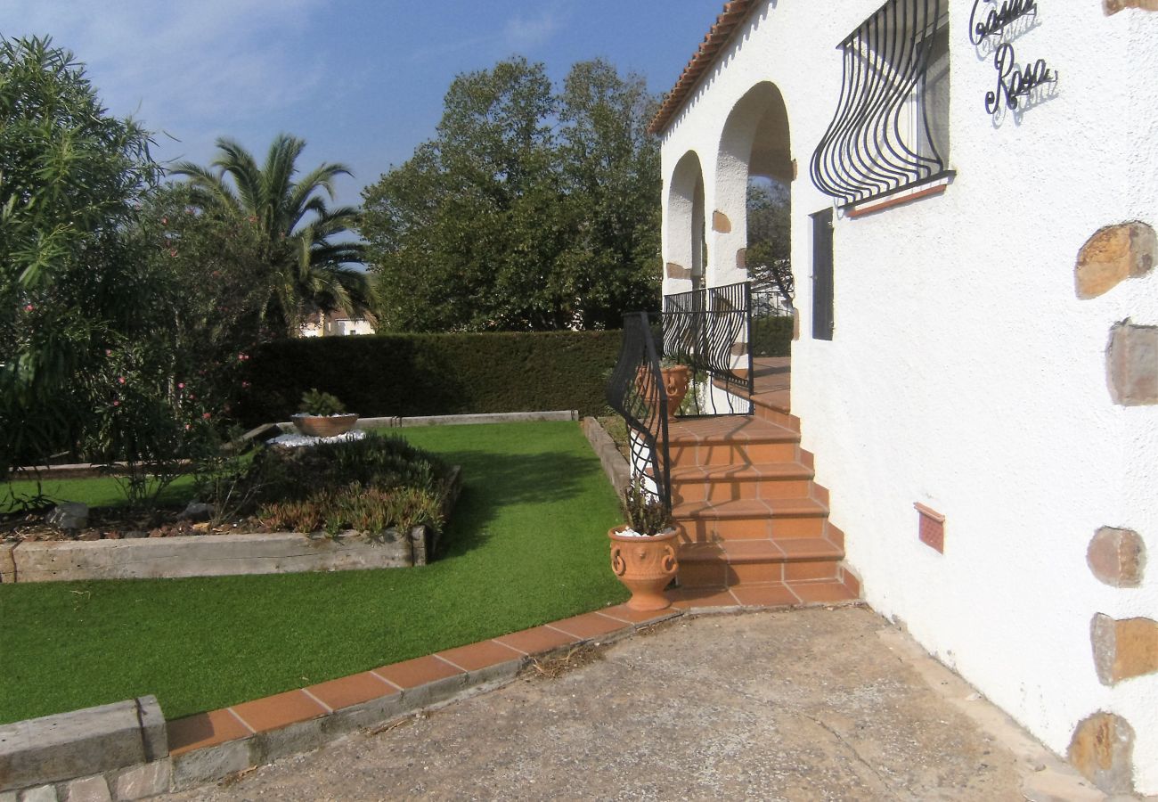 Villa en Estartit - CASITA ROSA 4D