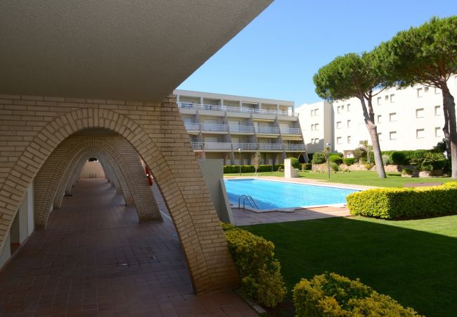 Apartamento en L'Escala - APARTAMENTO ELS PINS