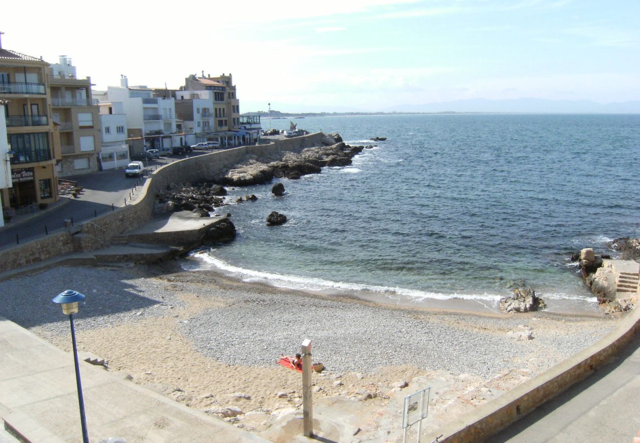 Apartamento en L'Escala - APARTAMENTO ELS PESCADORS 2-2 3D