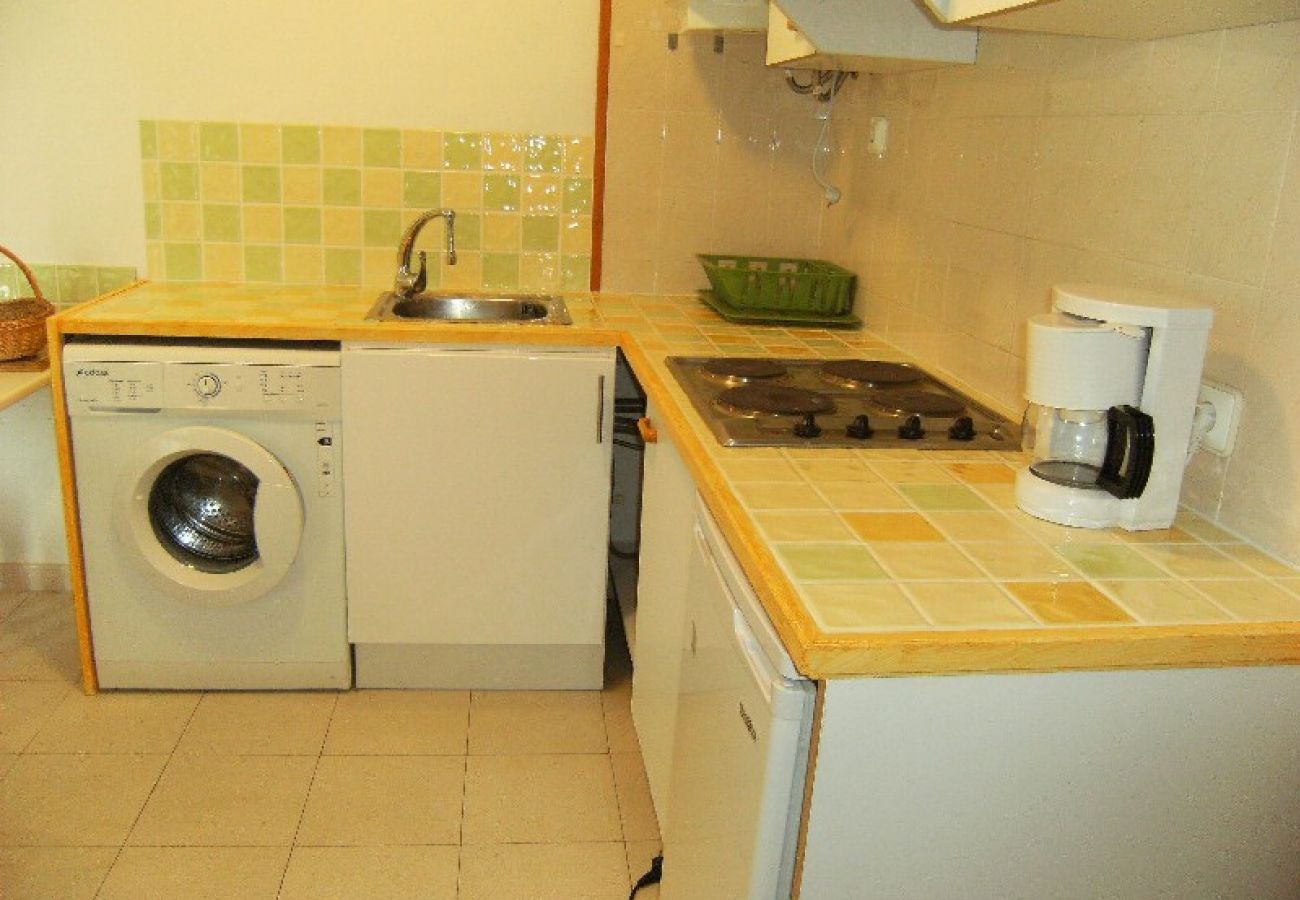 Apartamento en L'Escala - APARTAMENTOS CALA MONTGO 2D