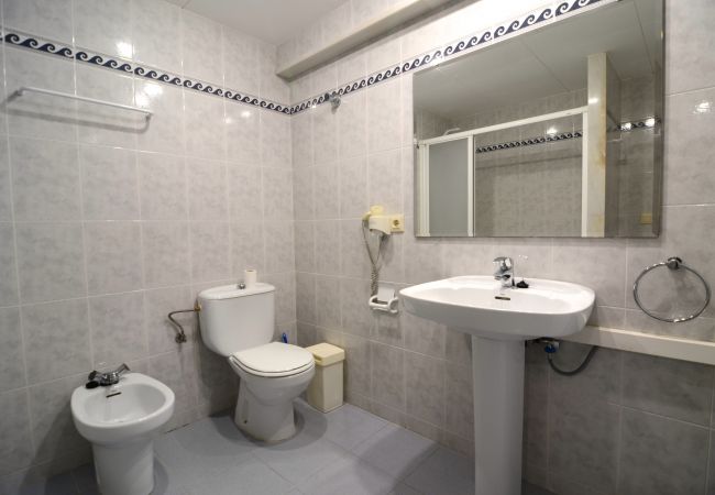 Estudio en Estartit - NAUTIC ESTUDI BX-3 Estudio en Estartit - NAUTIC ESTUDI BX-3