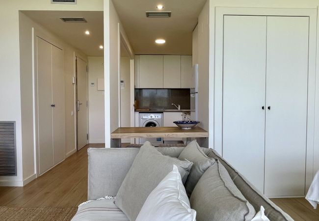 Estudio en Gualta - EMPORDA GOLF ESTUDI 4-1-3 Estudio en Gualta - EMPORDA GOLF ESTUDI 4-1-3