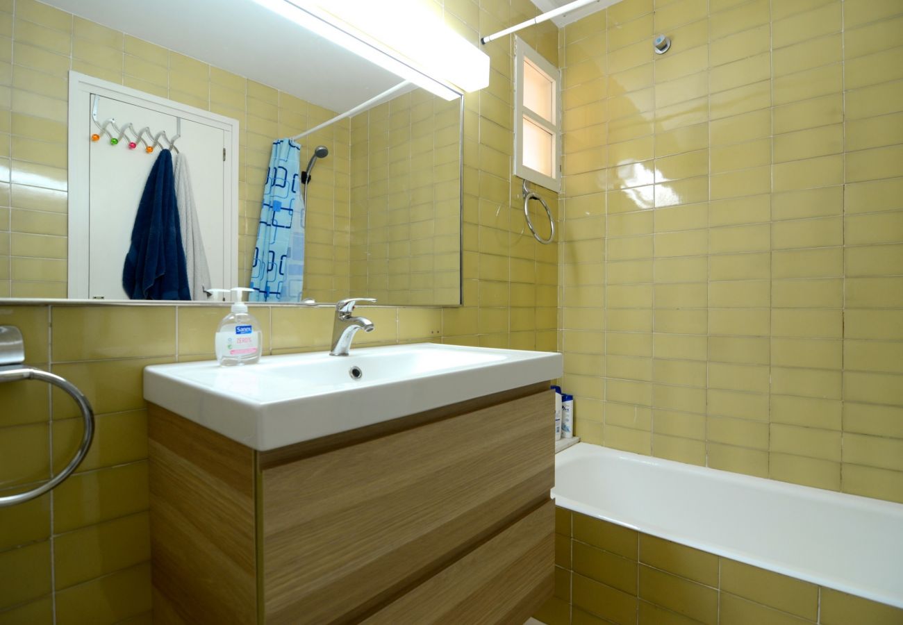 Apartamento en L'Escala - PUIG PADRO  6 1-4