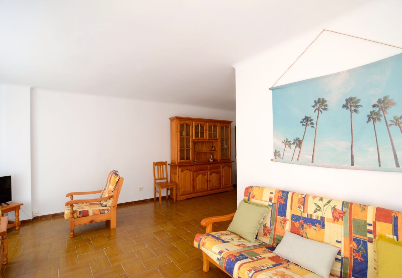 Apartamento en L'Escala - PUIG SUREDA 13-2B