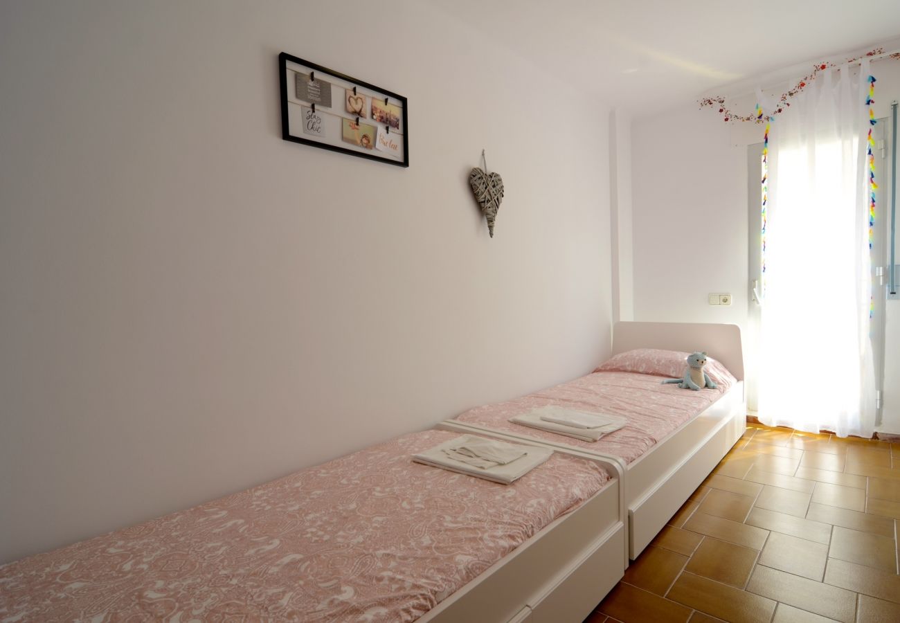 Apartamento en L'Escala - PUIG SUREDA 13-2B