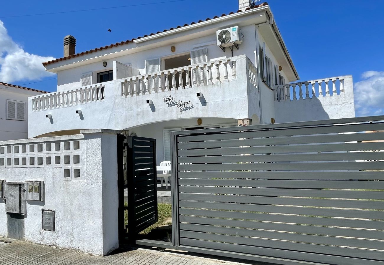 Casa en L'Escala - VILLA ELENA