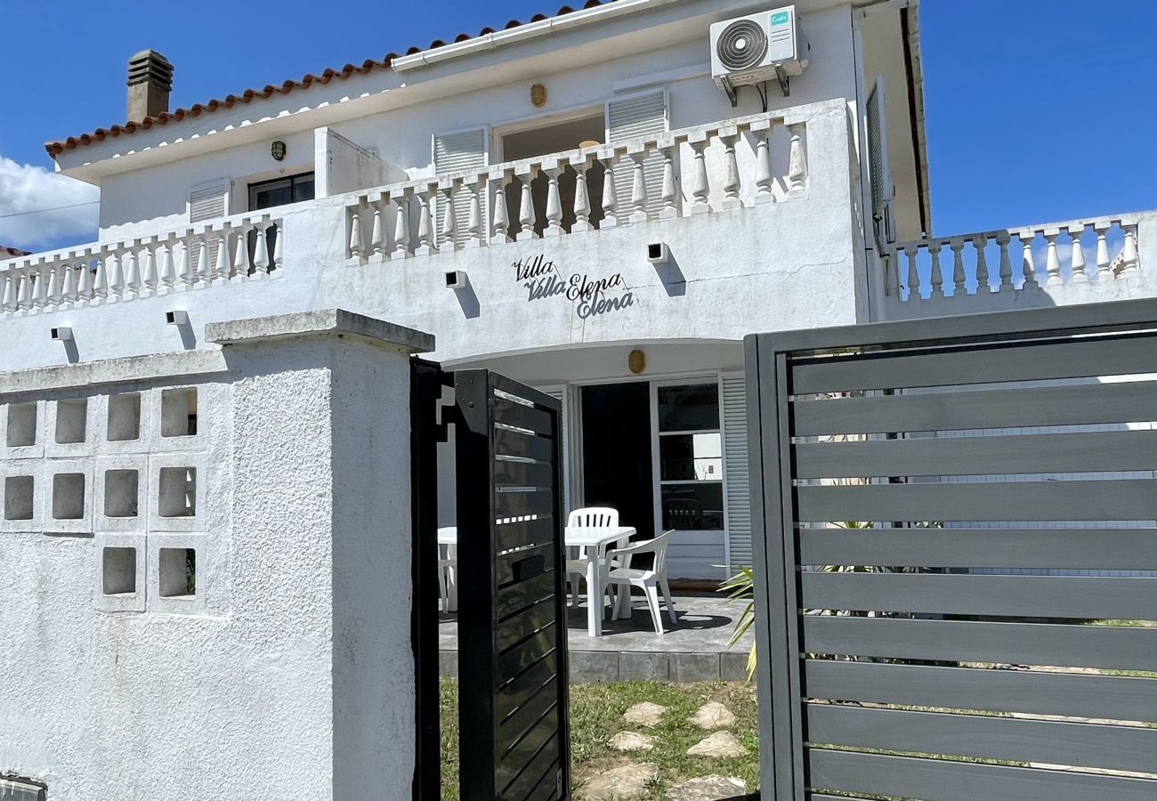 Casa en L'Escala - VILLA ELENA