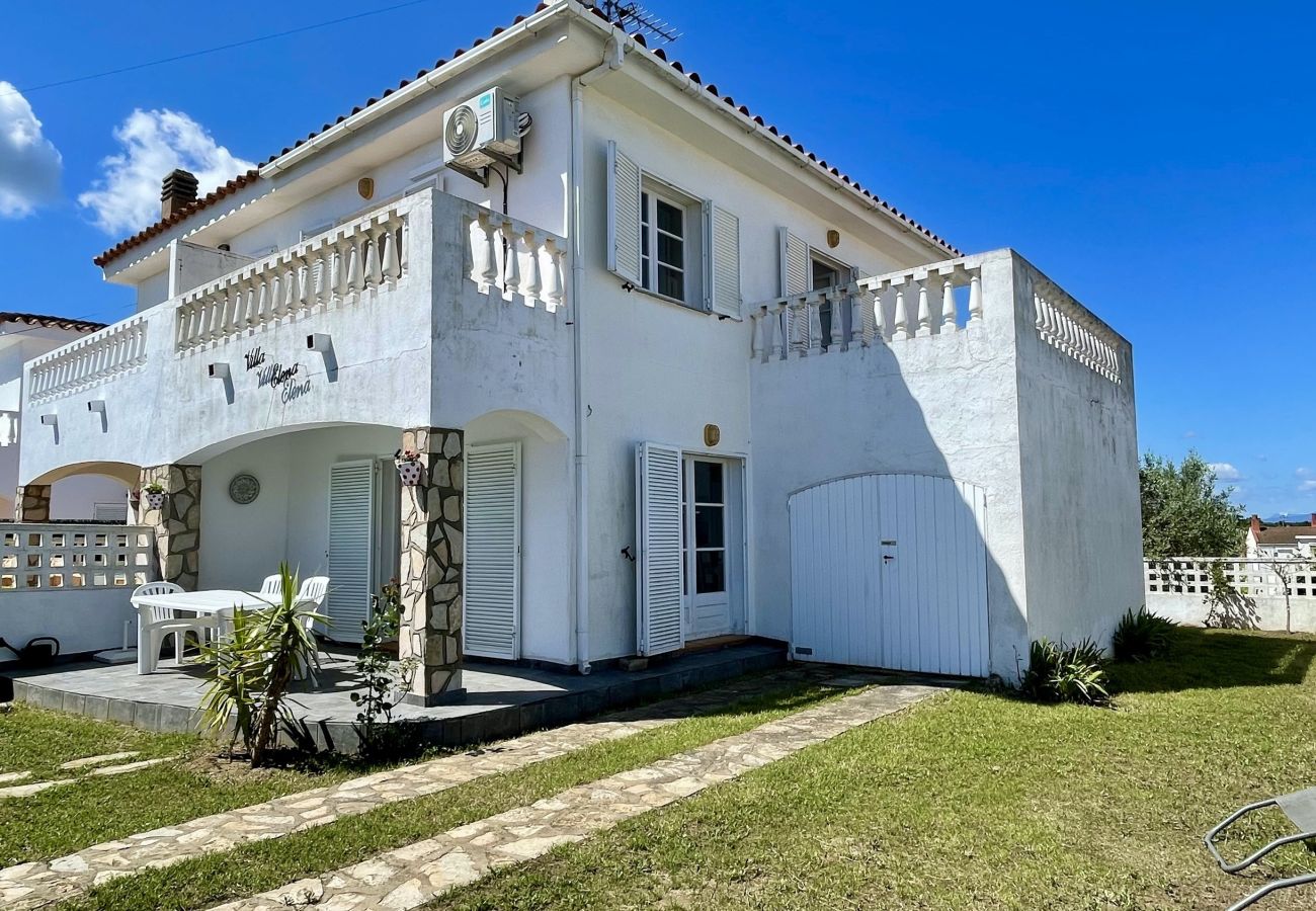 Casa en L'Escala - VILLA ELENA