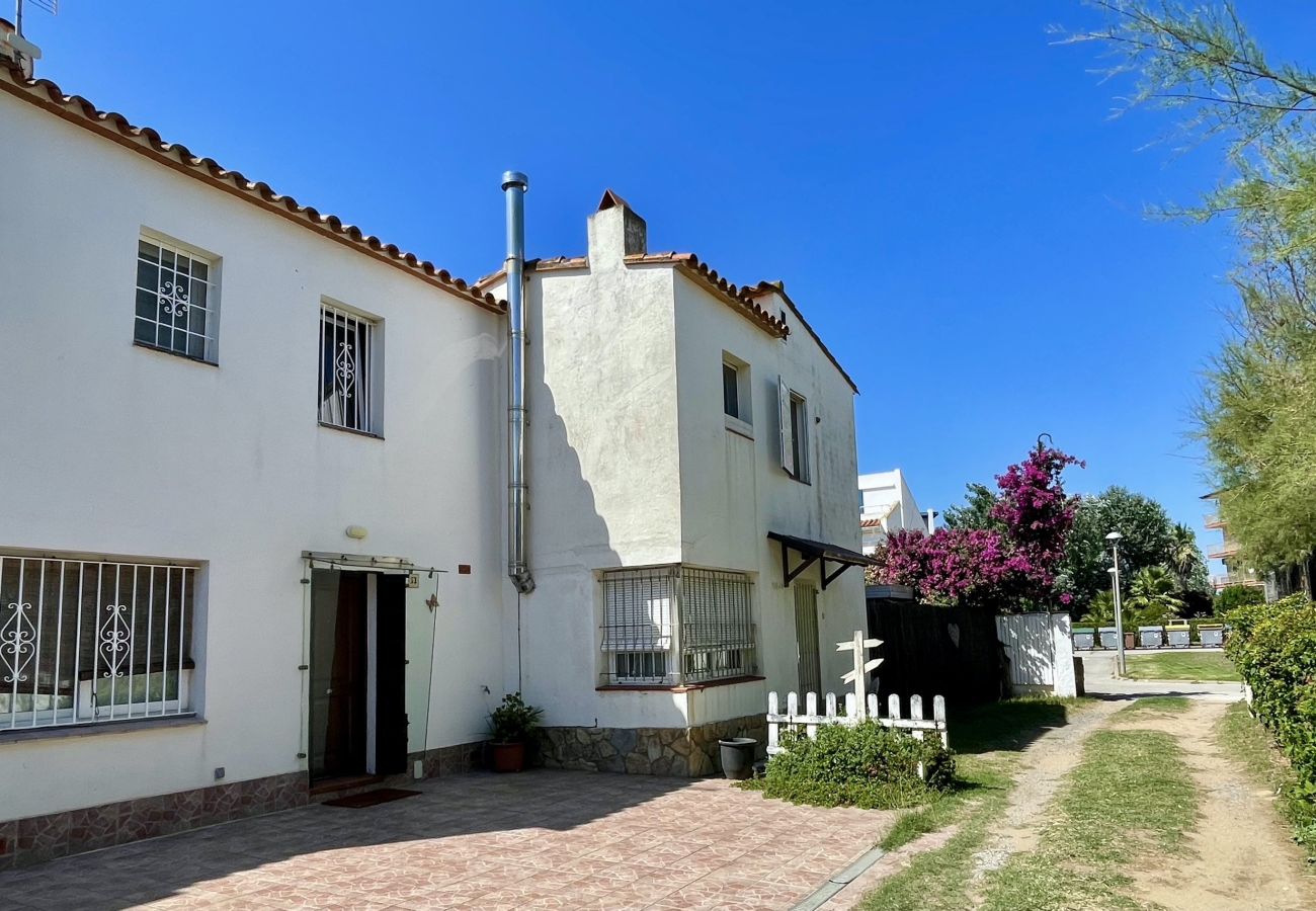 Casa adosada en Torroella de Montgri - CASA EVA - MAS PINELL