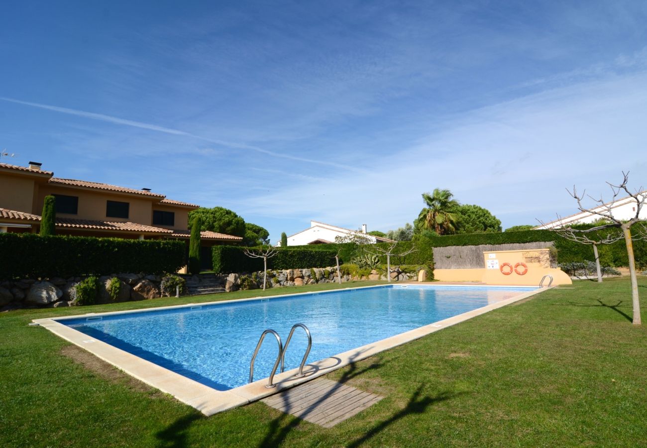 Casa en Pals - BIRDIE CLUB 31