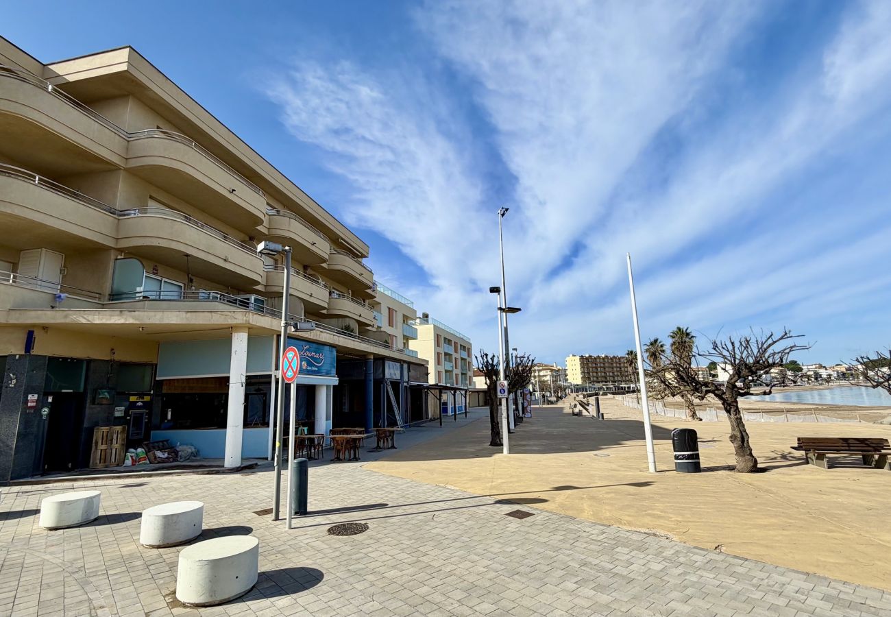 Apartamento en L'Escala - LA LLONGADA