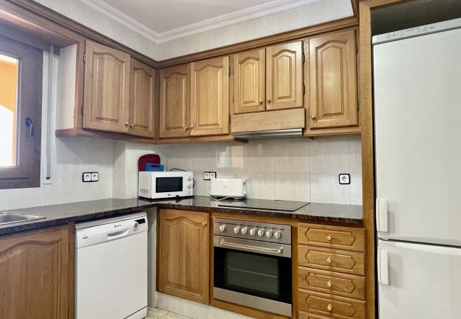 Apartament en L'Escala - MUSEU BAIXOS 4D Apartament en L'Escala - MUSEU BAIXOS 4D