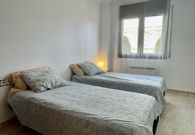 Apartament en L'Escala - MUSEU BAIXOS 4D Apartament en L'Escala - MUSEU BAIXOS 4D