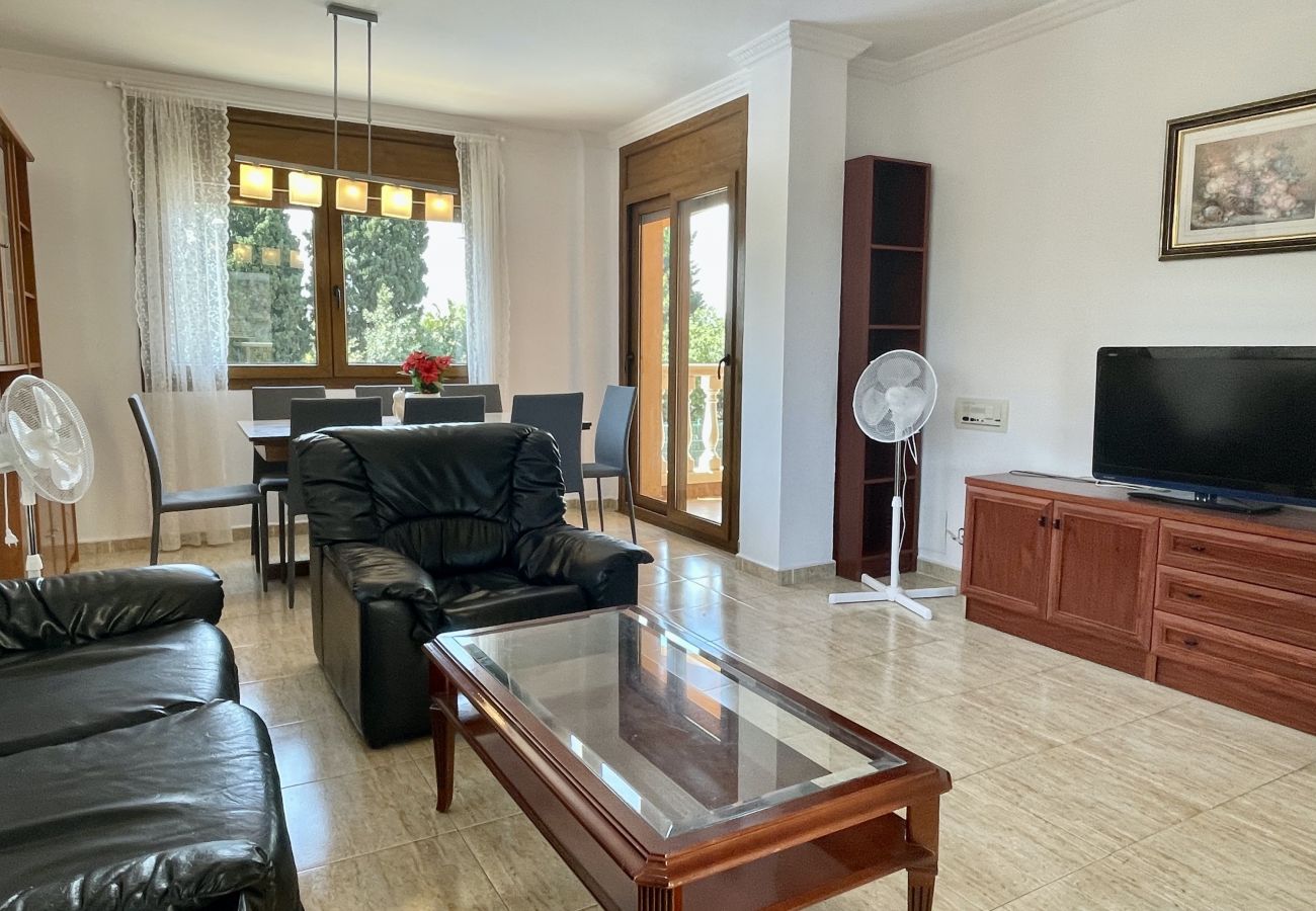 Apartament en L´Escala - MUSEU BAIXOS 4D Apartament en L´Escala - MUSEU BAIXOS 4D