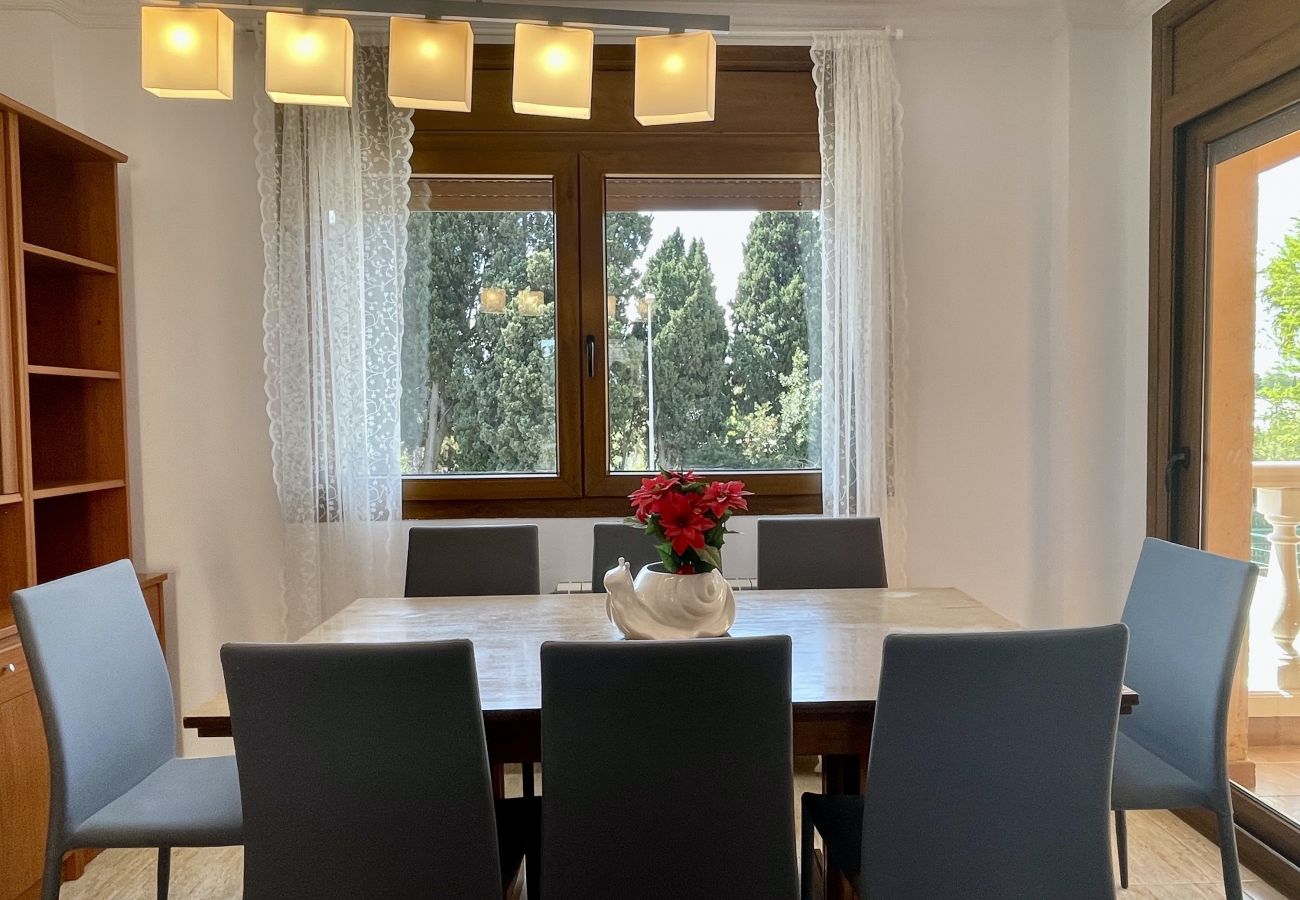 Apartament en L´Escala - MUSEU BAIXOS 4D Apartament en L´Escala - MUSEU BAIXOS 4D