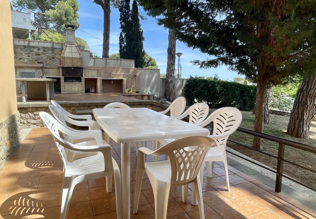 Apartament en L´Escala - MUSEU BAIXOS 4D Apartament en L´Escala - MUSEU BAIXOS 4D