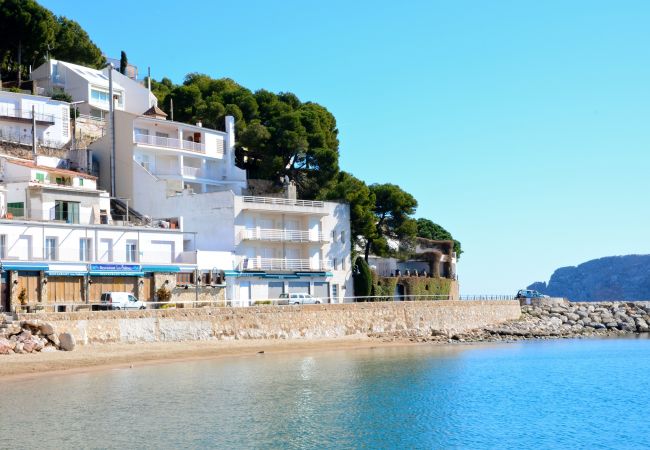 Apartament en Estartit - TREPUTXELL 2D (4/6)- 6 Apartament en Estartit - TREPUTXELL 2D (4/6)- 6