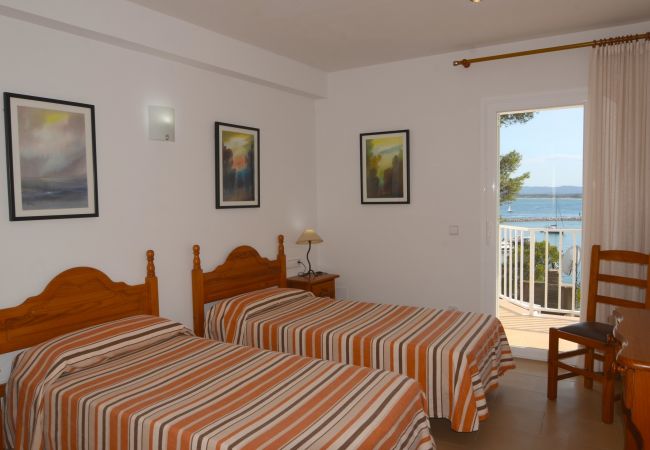 Apartament en Estartit - TREPUTXELL 2D (4/6)- 6 Apartament en Estartit - TREPUTXELL 2D (4/6)- 6