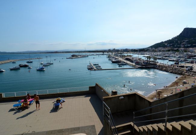 Apartament en Estartit - TREPUTXELL 2D (4/6)- 6 Apartament en Estartit - TREPUTXELL 2D (4/6)- 6