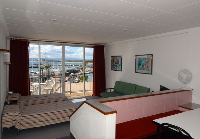 Estudi en Estartit - NAUTIC ESTUDI BX-1 Estudi en Estartit - NAUTIC ESTUDI BX-1