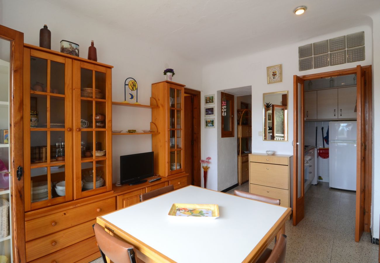 Apartament en L´Escala - APARTAMENT RIELLS DE MAR A6 1D