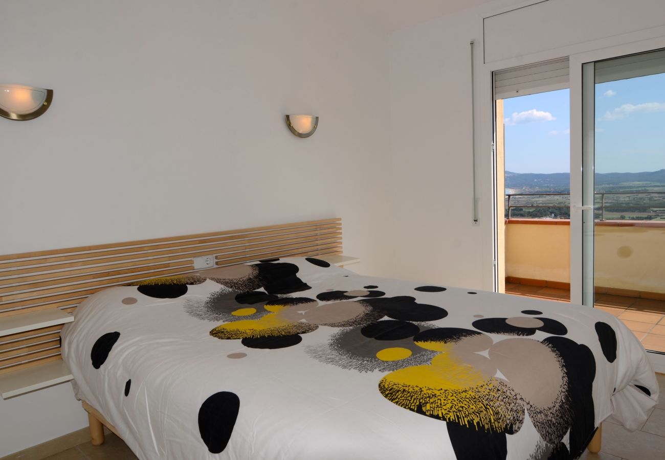 Casa adossada en Estartit - MONTSENY 3