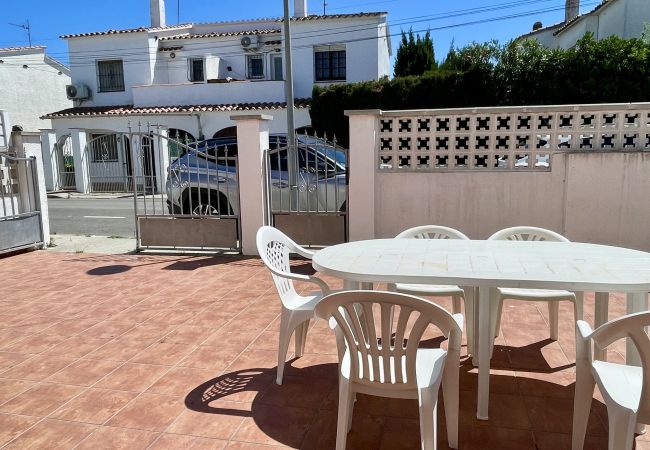 Casa en L'Escala - CASA LA VINYA 14 3D Casa en L'Escala - CASA LA VINYA 14 3D