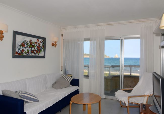 Apartament en Estartit - MANUREVA III, 2-C Apartament en Estartit - MANUREVA III, 2-C