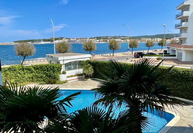  en L'Escala - APARTAMENT PASSEIG DEL MAR  01