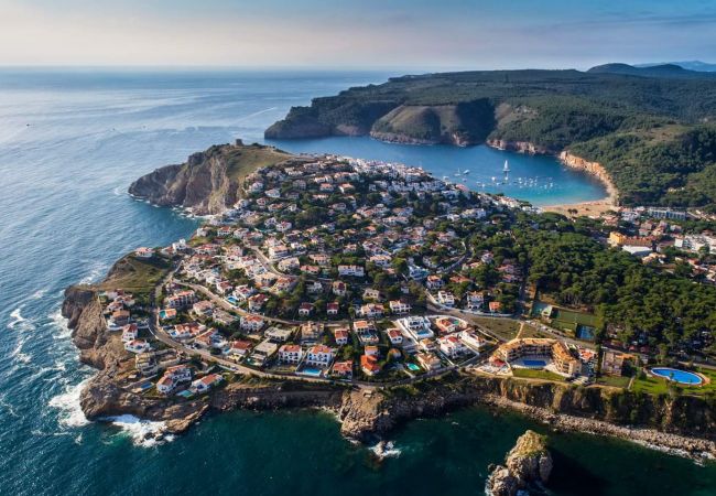 Apartament en L'Escala - CALA MONTGO 15 2D Apartament en L'Escala - CALA MONTGO 15 2D