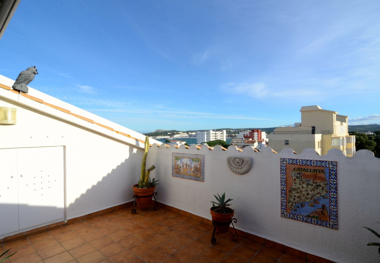 Apartament en L´Escala - CARAVEL·LES