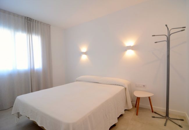 Apartament en L´Escala - FRONT MAR 701