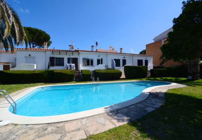 Casa adossada en L'Escala - PUIG 213 Casa adossada en L'Escala - PUIG 213