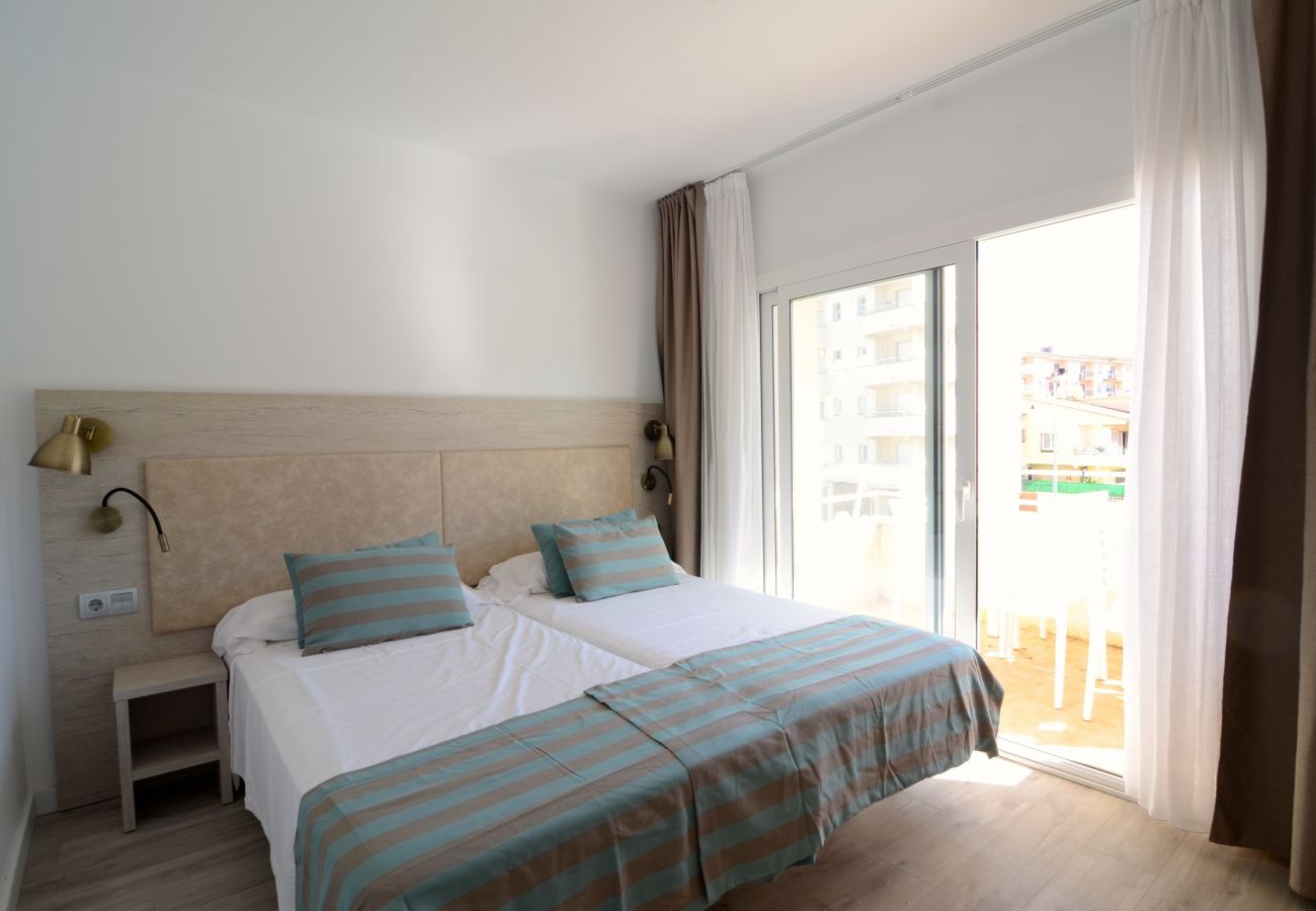 Apartament en Estartit - Apartament amb piscina FESTASTAR 209